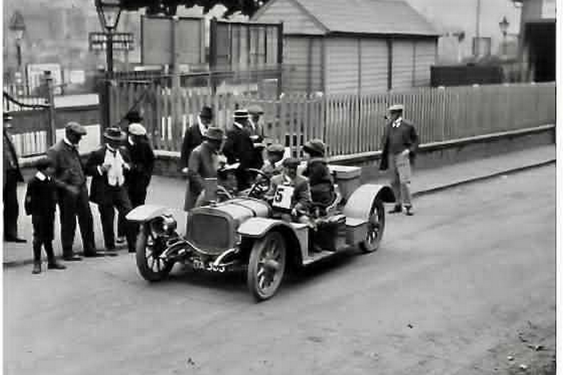 Motor Racing in The Gorge